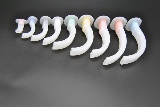 Airway Guedel Ringan Menggunakan 110mm Guedel Oral Airway Medical Grade