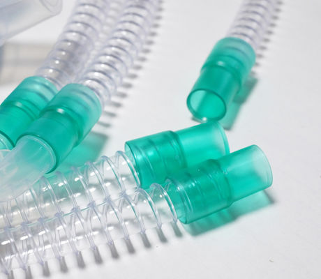Perangkat Anestesi Medis Satu Kali Pakai Pernafasan Sirkuit Pernafasan PVC Bergelombang Sirkuit Pernafasan PVC Bergelombang
